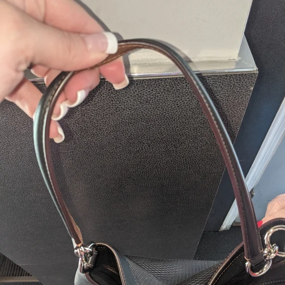 NWOT Coach Lexy bag. - Picture 3 of 8